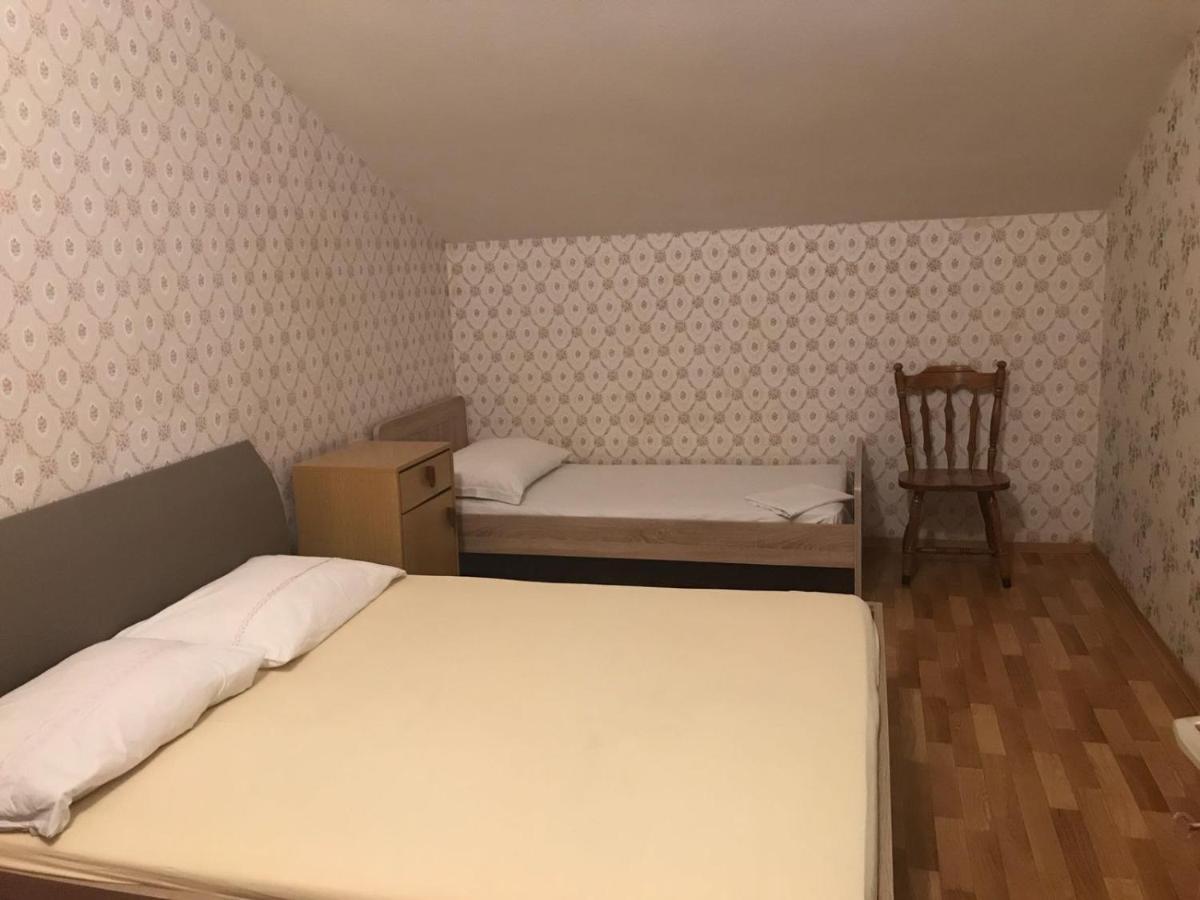 Big 4-Bedroom Apartment Perica, Ποντστράνα Εξωτερικό φωτογραφία